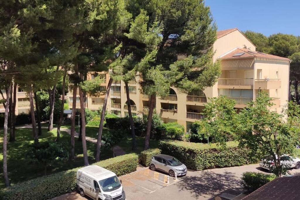 Bel Appartement Avec Piscine Proche Des Plages Six-Fours-les-Plages Dış mekan fotoğraf