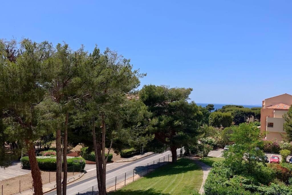 Bel Appartement Avec Piscine Proche Des Plages Six-Fours-les-Plages Dış mekan fotoğraf